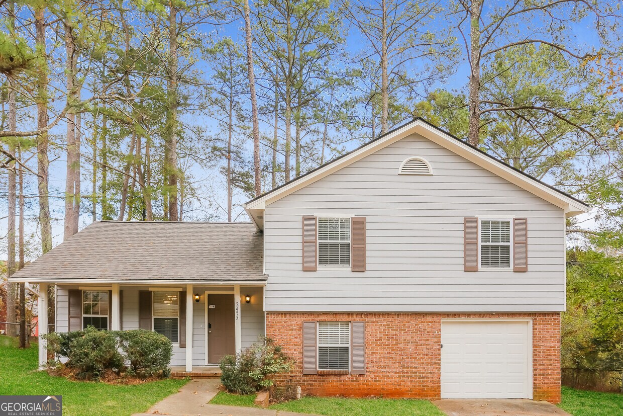 Foto principal - 2453 Crestdale Cir SE