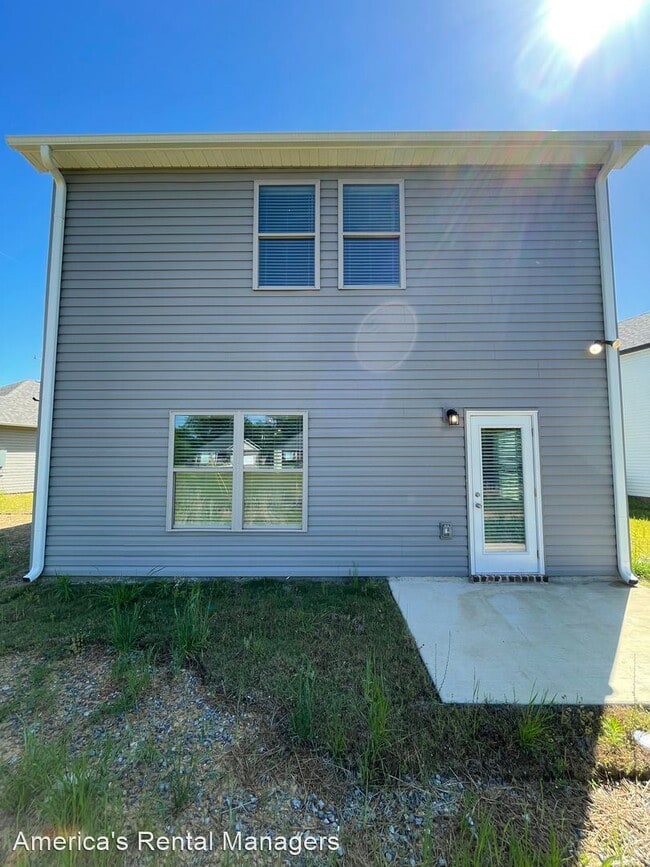 Building Photo - 4 br, 2.5 bath House - 100 Cole Lane