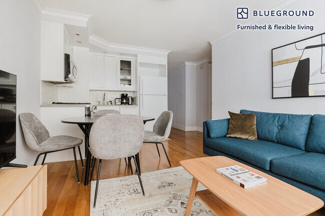 Foto del edificio - 50 W 97th St