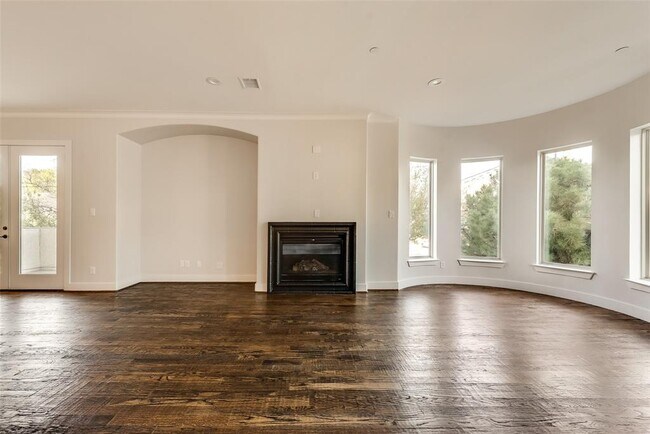 Building Photo - 4111 Rawlins St