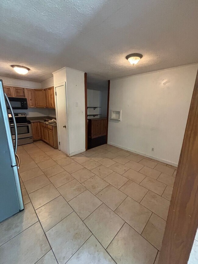 Foto del edificio - 62 Cullowhee Heights Rd