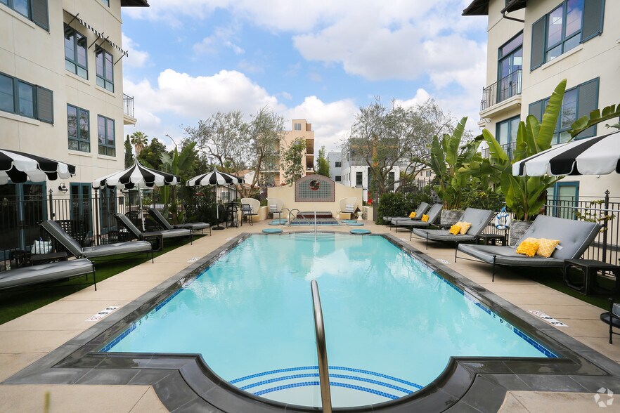 Broadstone Candara at Hancock Park Rentals Los Angeles, CA