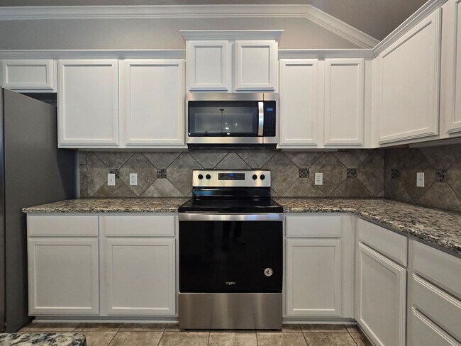 Foto del edificio - RENT REDUCTION & RENT SPECIAL - AVAILABLE ...