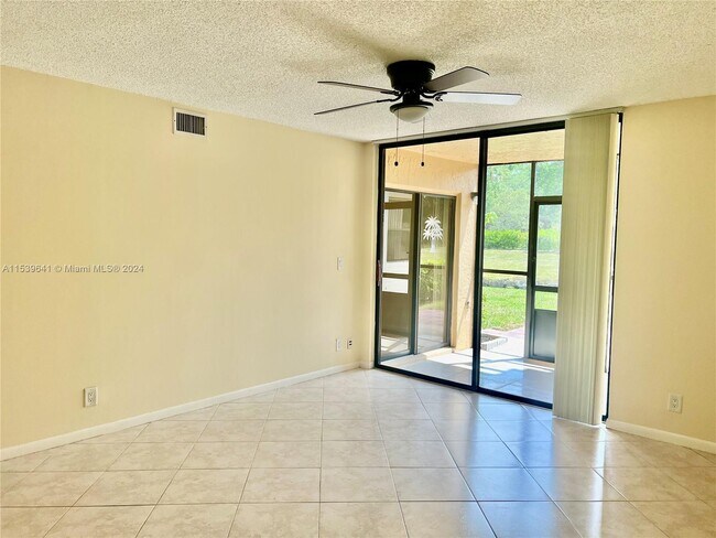 Building Photo - 5701 Riverside Dr