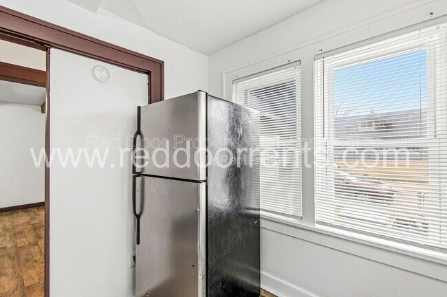 Foto del edificio - 408 N Oakland Ave