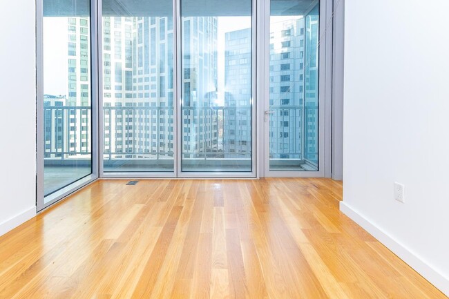 Foto del edificio - 436 Albee Square W