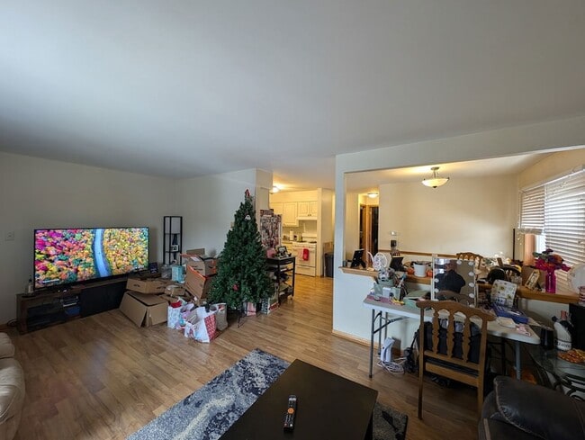 Foto del edificio - 7840 Normandy Ave