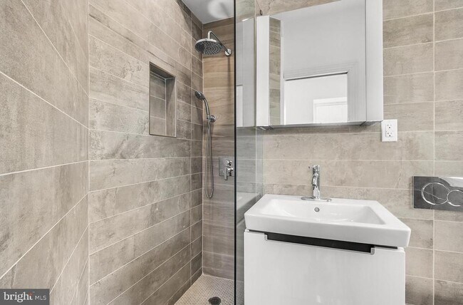 Foto del edificio - 2046 E Huntingdon St