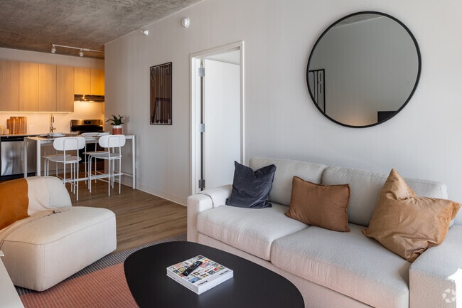 4BR, 4BA - 1344SF - Living Room - Straits Row Apartments