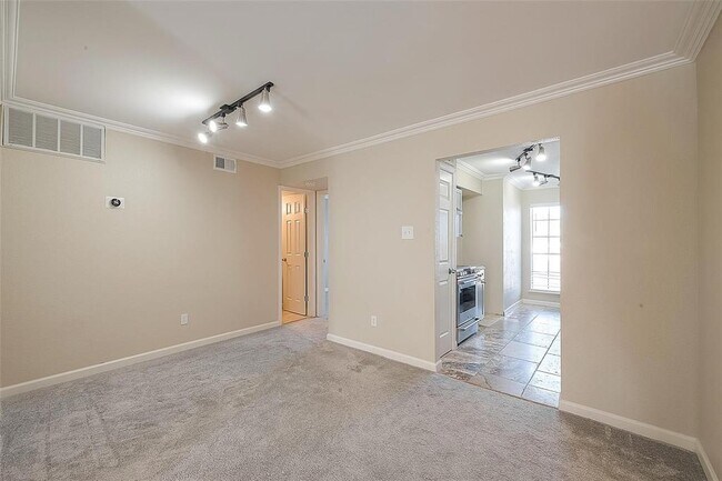 Foto del edificio - 12550 Whittington Dr