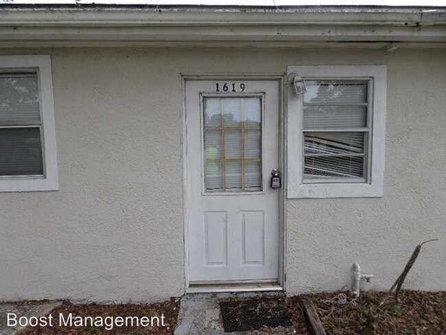 Building Photo - 3 br, 1 bath House - 1619 Betty Lane