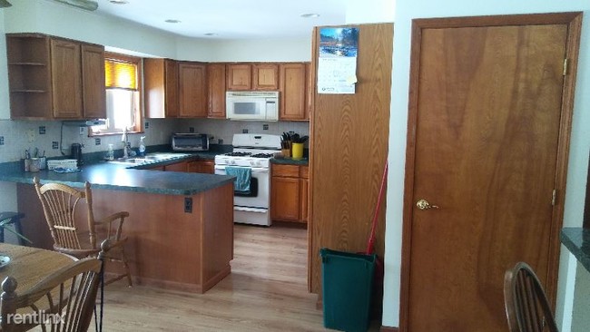 Foto del edificio - 6415 Kelly Rd