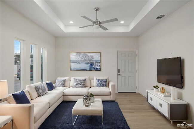 Foto del edificio - 10 Clarence Dr