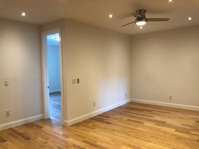 Building Photo - 520 W 136th St