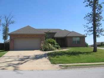 Primary Photo - 310 Coopers Wy