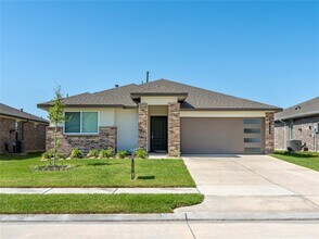 Building Photo - 711 Boer Plns Dr