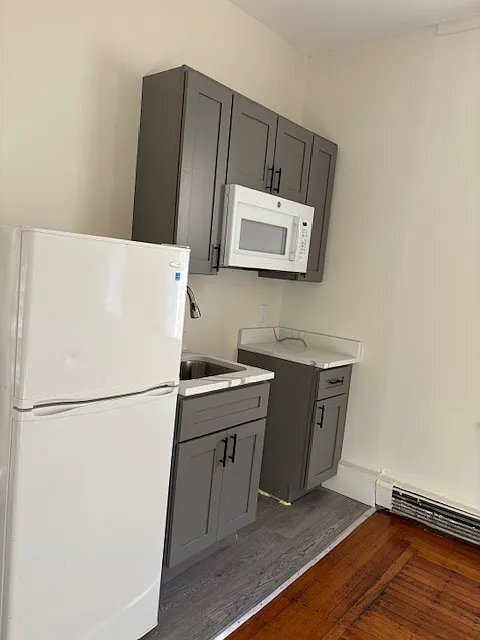 Photo - 254 Hope St Apartment