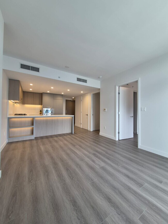 Photo du bâtiment - 6608 Sussex Av