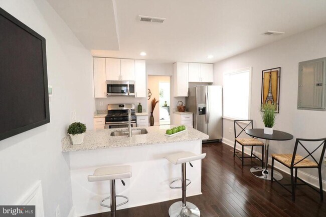 Foto del edificio - 702 71st Ave