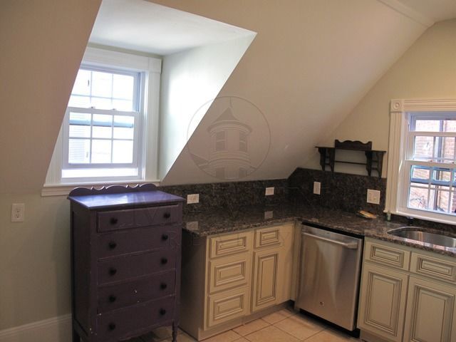 Foto del edificio - Union Square area, 4 bedroom, 2 bathroom a...