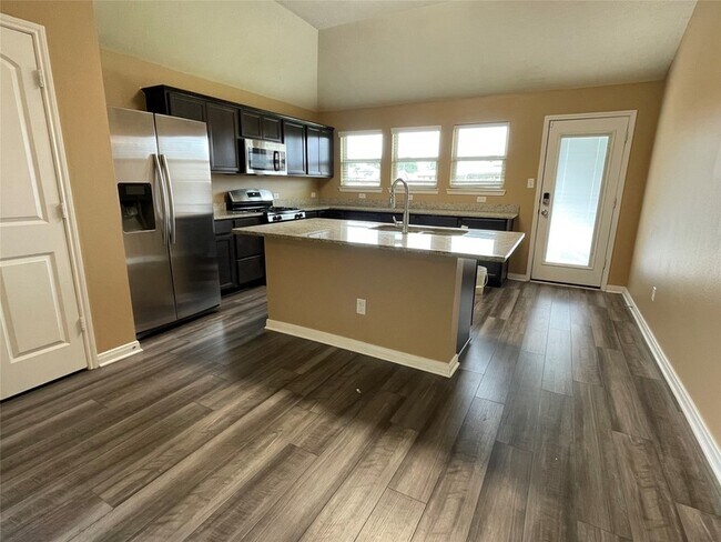 Foto del edificio - 832 Mockingbird St