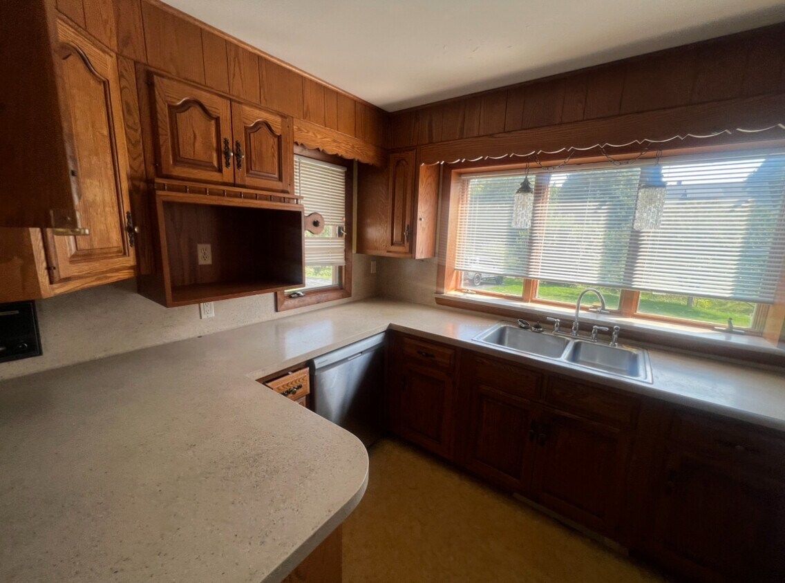 42 Benjamin Rd, Shirley, MA 01464 House Rental in Shirley, MA