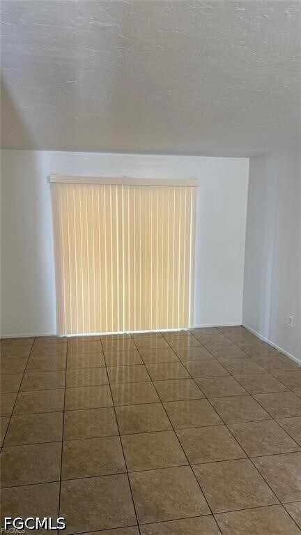 Building Photo - 2680 Park Windsor Dr