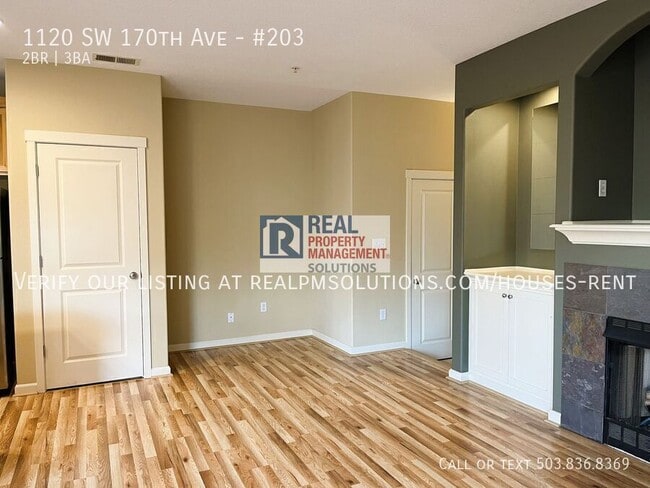 Building Photo - 1120 SW 170th Ave