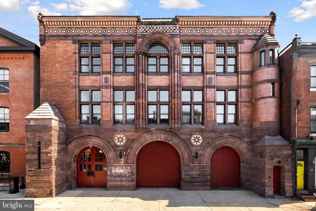 Primary Photo - 1221 N 4th St