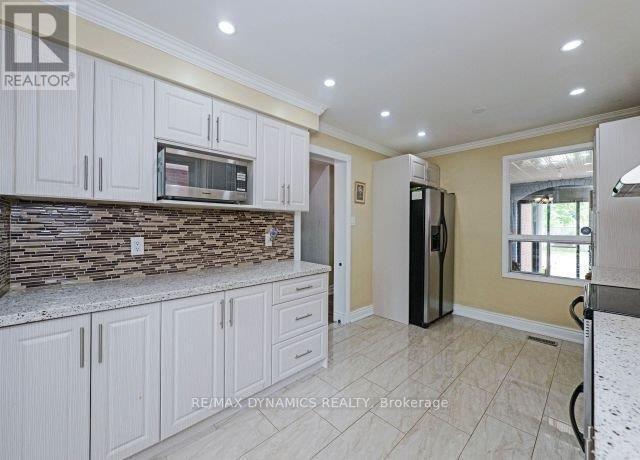 Building Photo - 7 Slater Cir