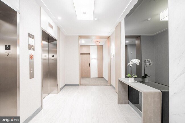 Foto del edificio - 701 Swann Ave