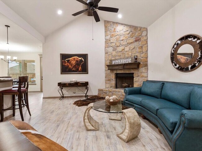 Foto del edificio - 3329 Arrow Creek Dr