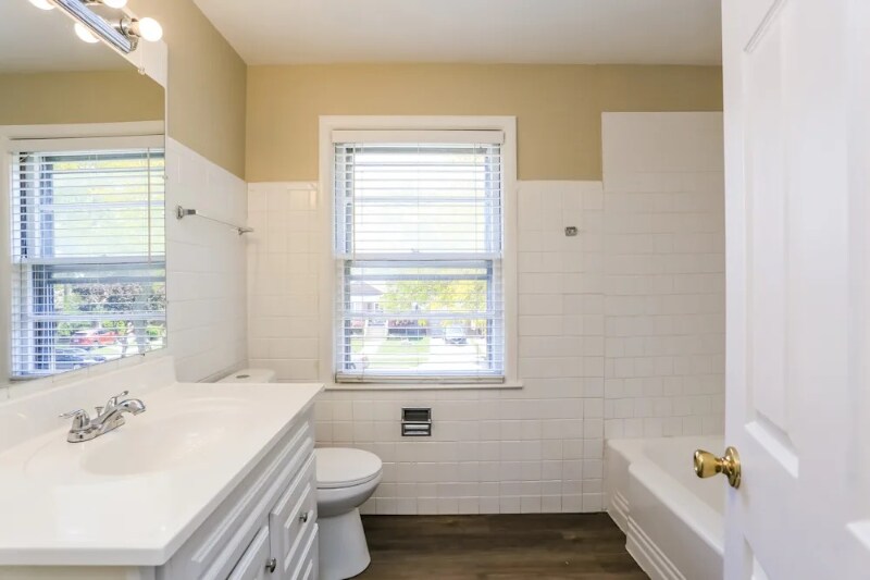 Foto principal - 9147 S Richmond Ave