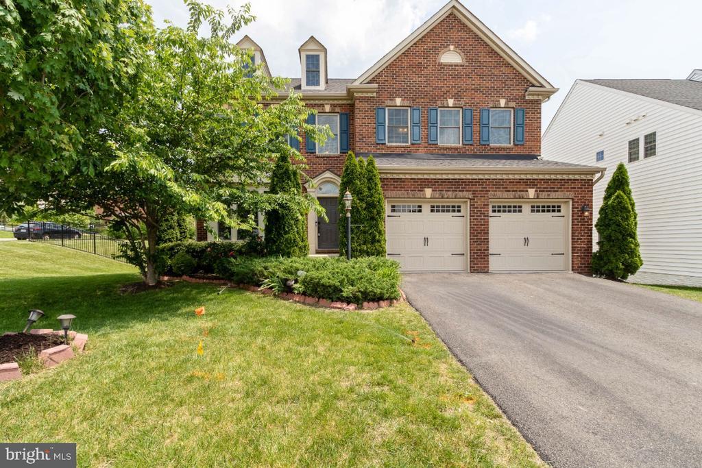 Primary Photo - 26030 Blackberry Knoll Ct