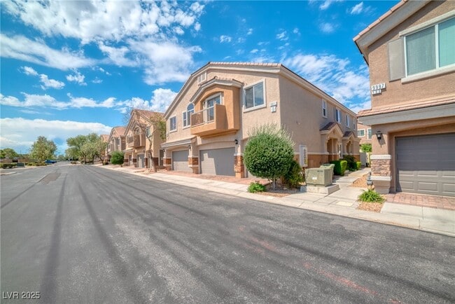 Foto del edificio - 10011 Diamond Summit Ct