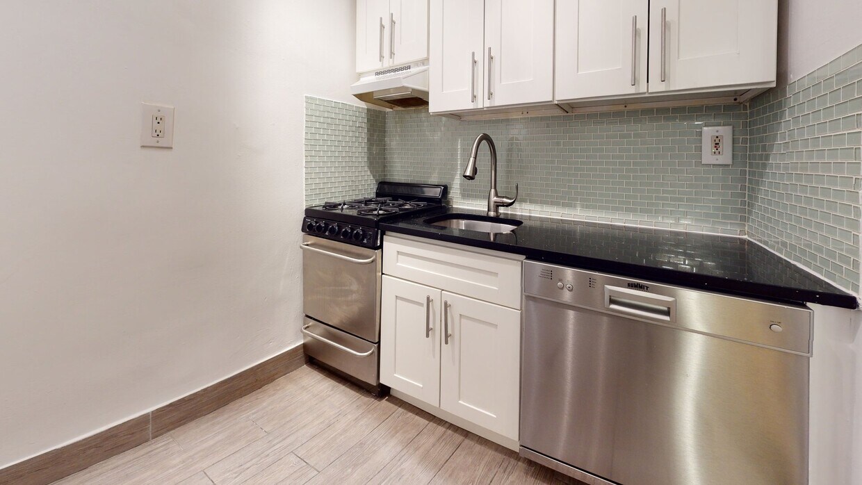 Photo - 334 E 90th St Apartment
