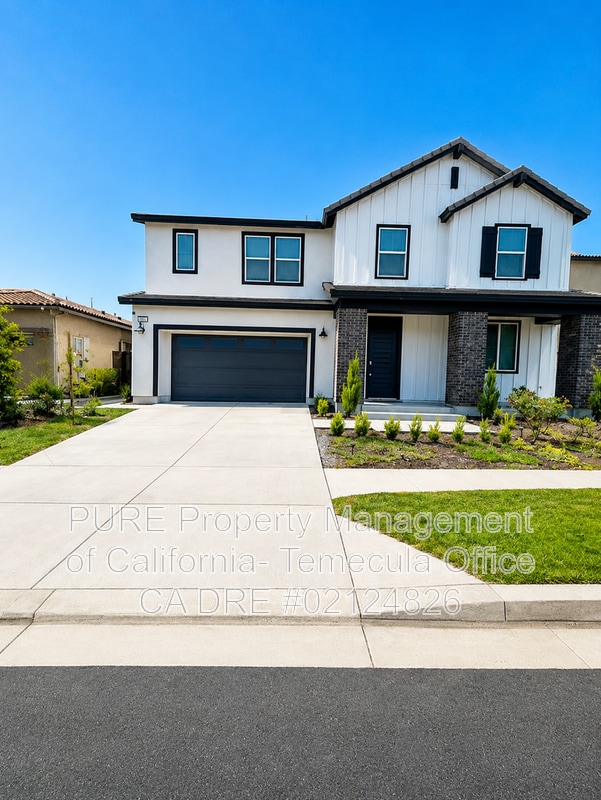 Building Photo - 16750 Yarrow Ln