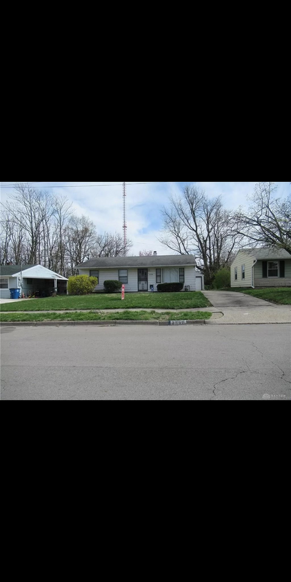 Front - 3356 Forent Ave