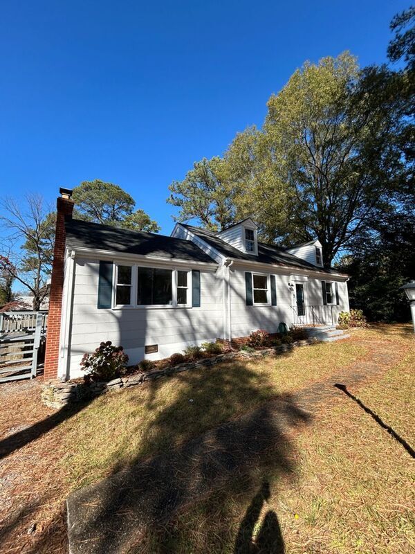 Foto del edificio - 8282 Wonderland Ln