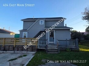Building Photo - 404 E Main St