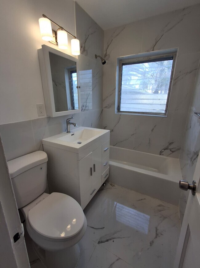 Photo - 1841 Taft St House