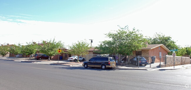 Building Photo - 848-860 Lafayette Dr