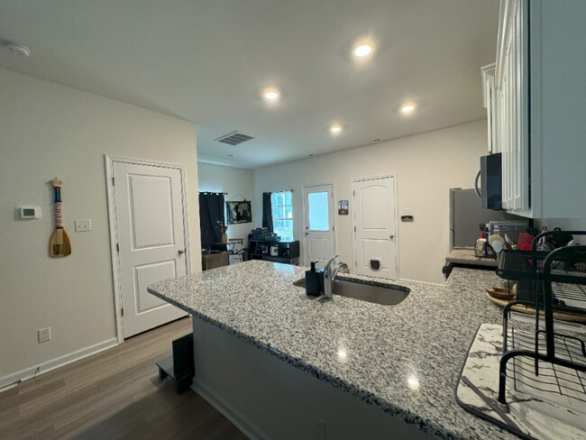 Foto del edificio - 2007 Chartwell Dr