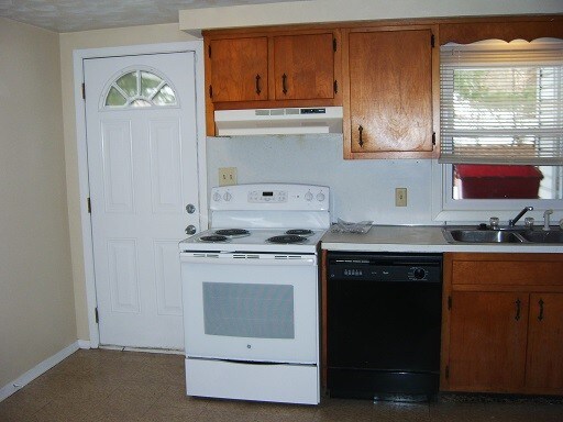 Foto del edificio - 106 Longmeadow Ln