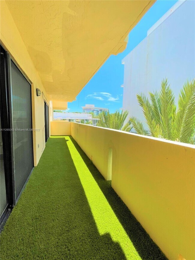 Foto del edificio - 2924 Collins Ave