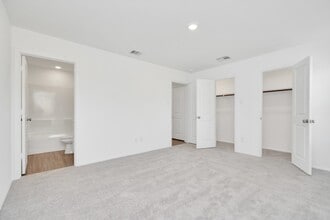 Building Photo - 26726 Paloma Blanca Dr