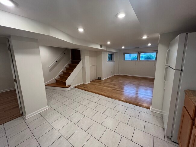 Building Photo - 7643 Jackson Blvd