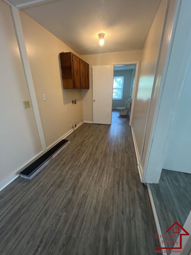 Foto del edificio - 3236 Hwy 70 E