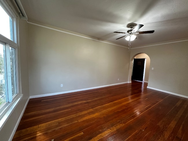 Foto del edificio - 2208 Carroll St