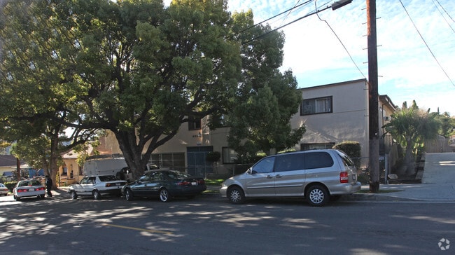 Building Photo - Franklin Apartments